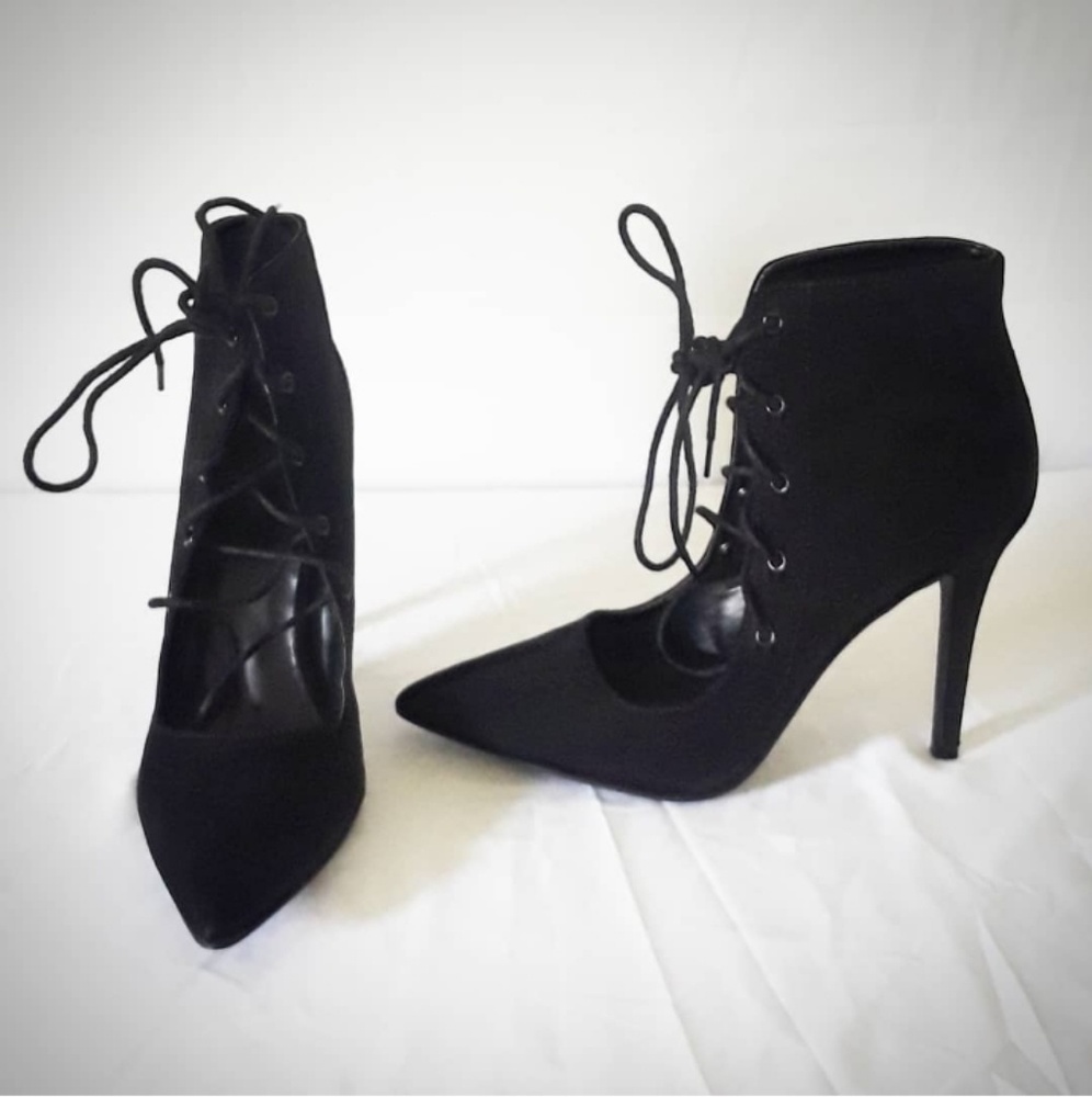 Charlotte russe black lace up pointed toe heels